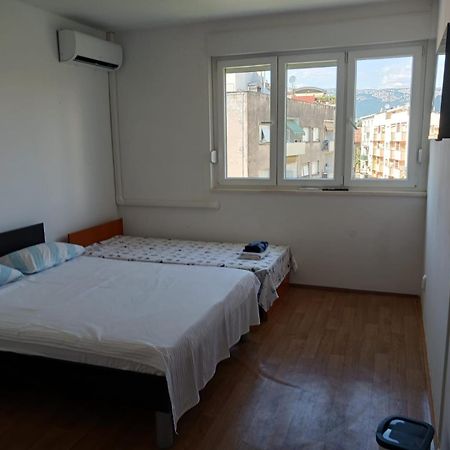Room With Private Toilet And Terrace In City Center In Shared Apartment Split Extérieur photo