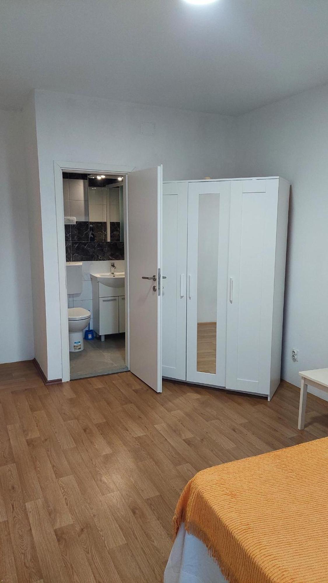 Room With Private Toilet And Terrace In City Center In Shared Apartment Split Extérieur photo