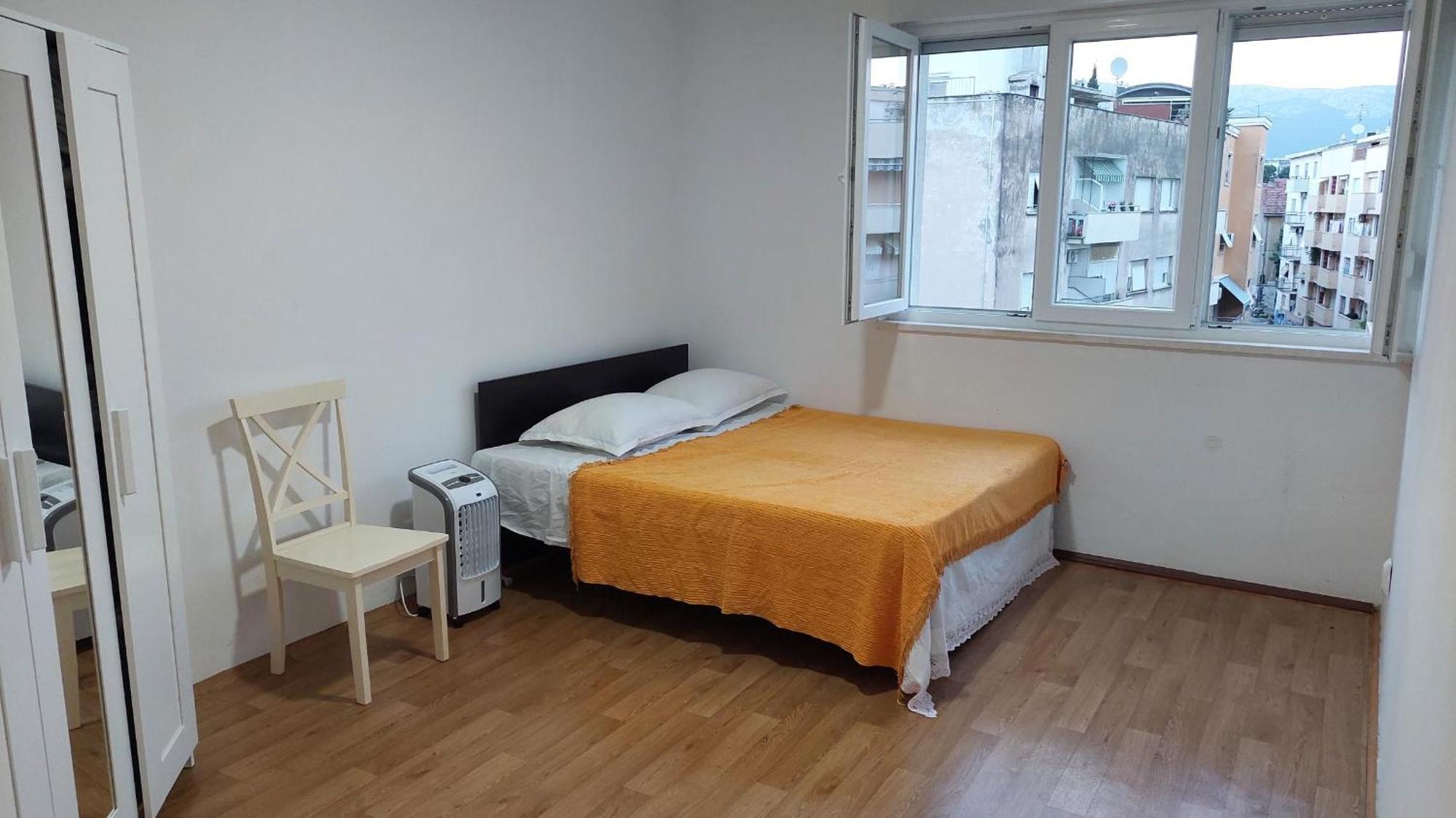 Room With Private Toilet And Terrace In City Center In Shared Apartment Split Extérieur photo